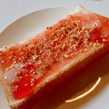 苺ジャム&キャラメルクランチパン